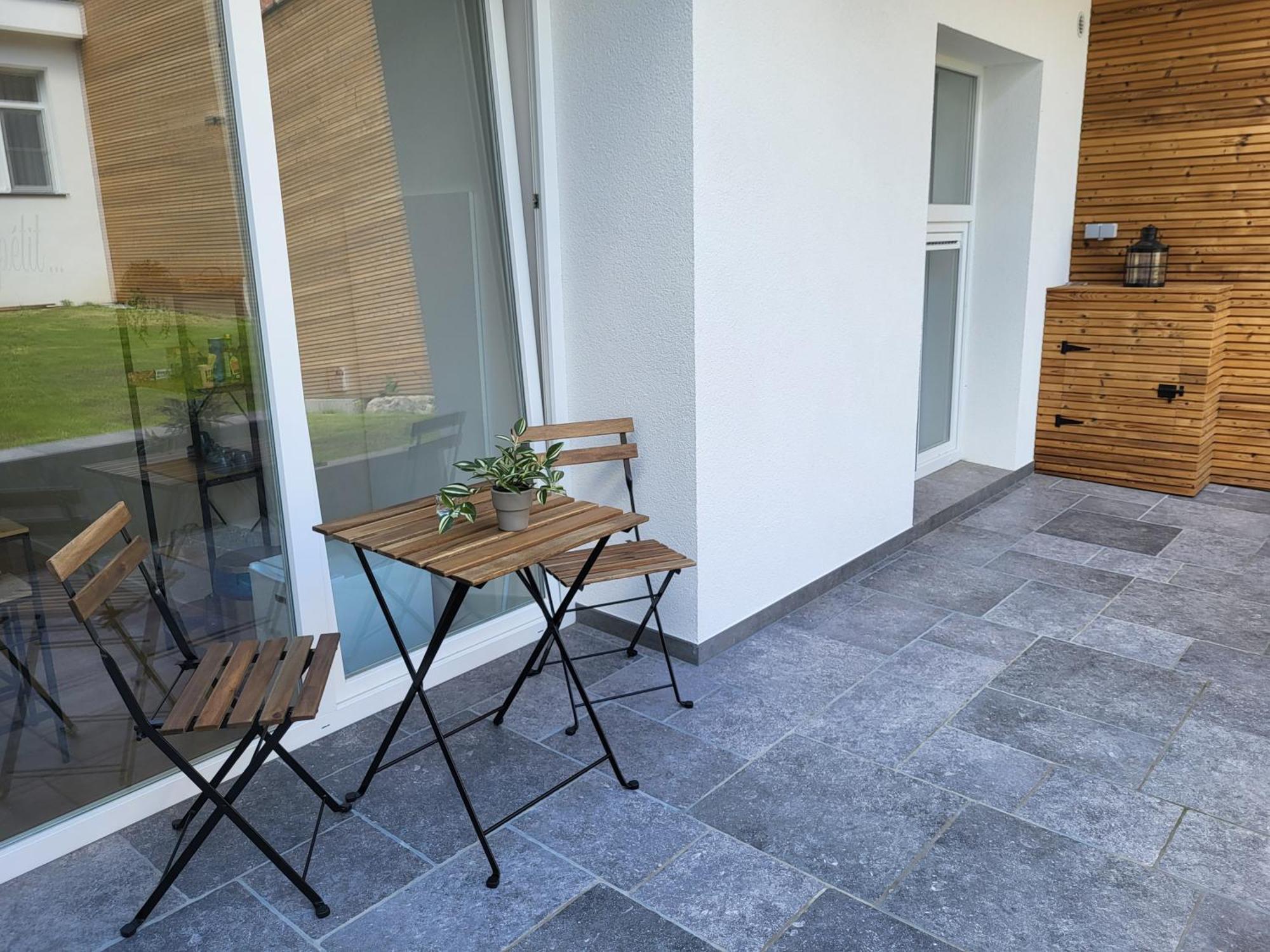 Private - European Quarter Homestay